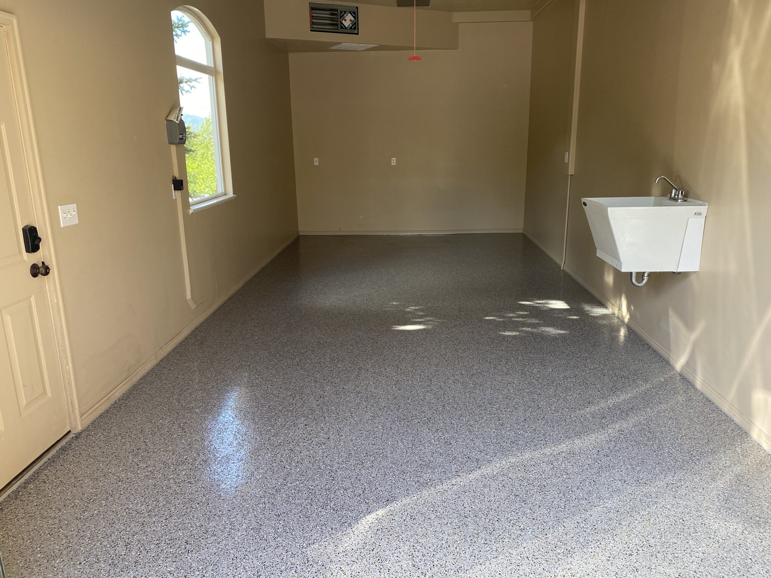 Garage Epoxy Floor Installers in Carmel